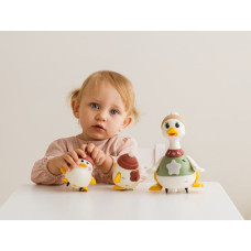 Dumel DD30840 – duck Monika with ducklings